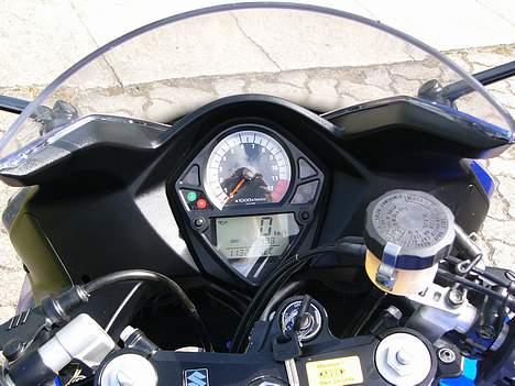 Suzuki SV650S K3 *Solgt* - Den havde gået 9498km da jeg hentede den... billede 7