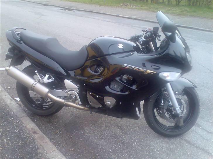 Suzuki GSX750F (SOLGT) - SOm den står april 08 billede 1