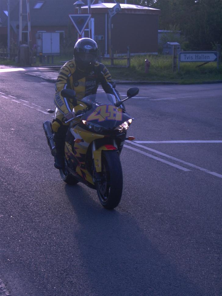 Yamaha R6- Rossi, SOLGT billede 14