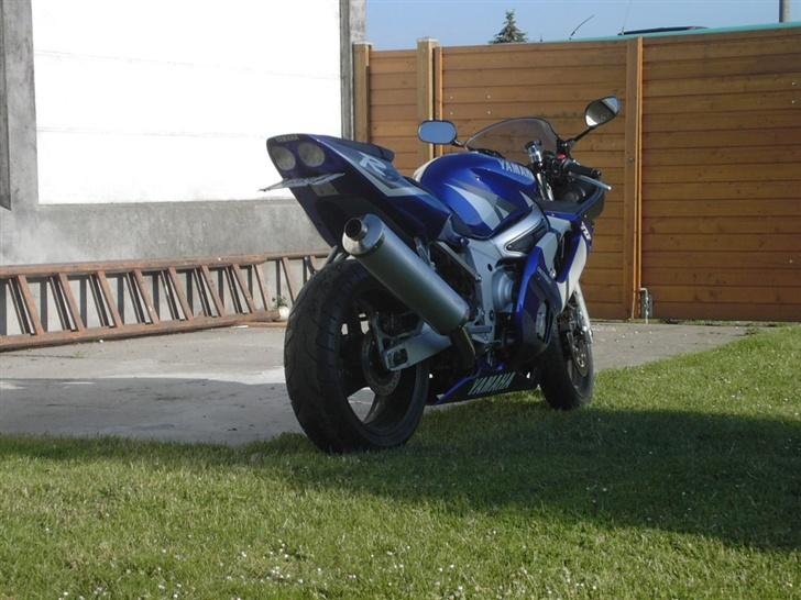 Yamaha R6  billede 9