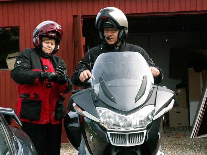 BMW R1200RT - Min Søster. Rædselsslagen for mc,ere. Men, prøve den, det ville hun.. billede 2