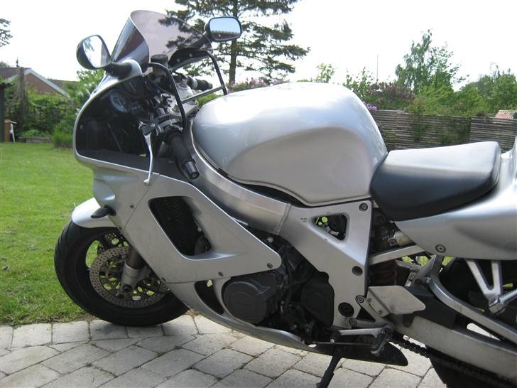 Honda CBR 900 Fireblade billede 3