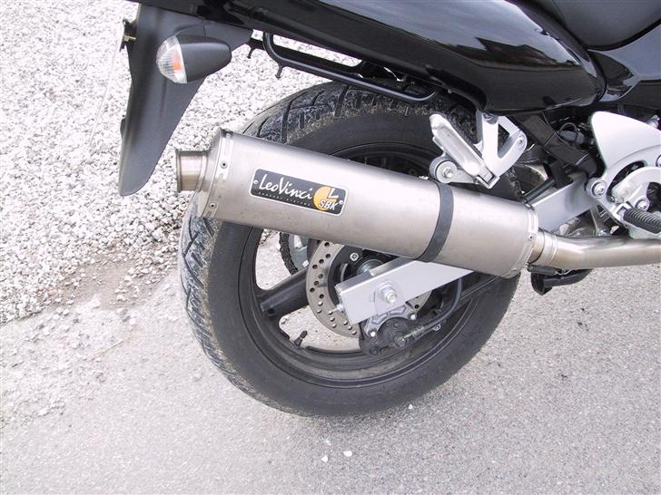 Suzuki gsx750f billede 2