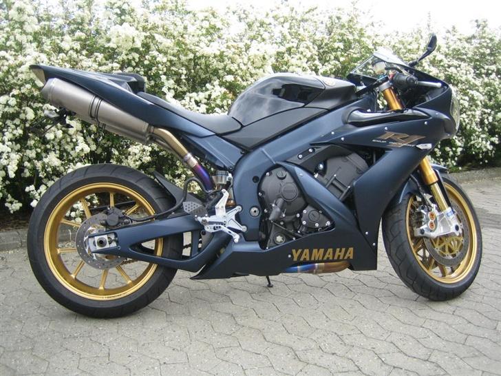 Yamaha YZF R1SP billede 2