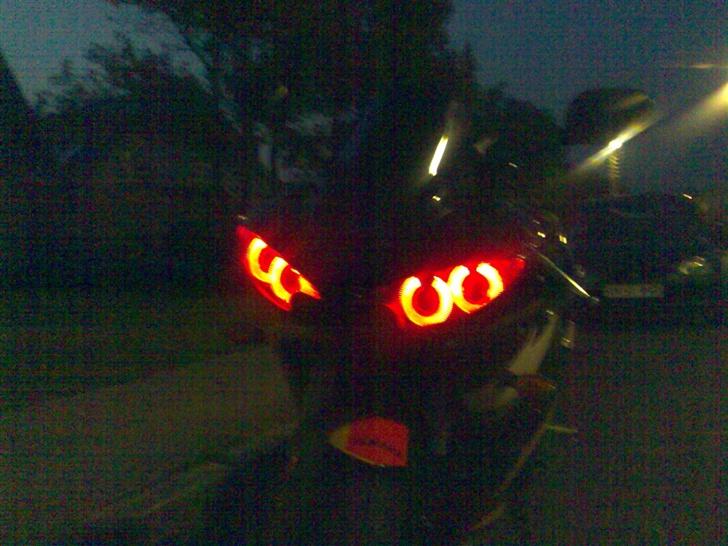 Yamaha *solgt*r46 rossi billede 15