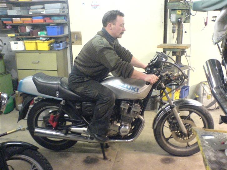 Suzuki Gsx 400F billede 6