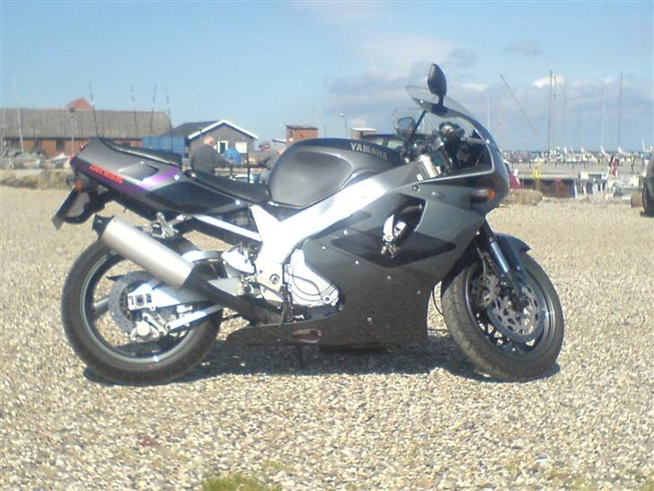 Yamaha Yzf 750 R billede 2