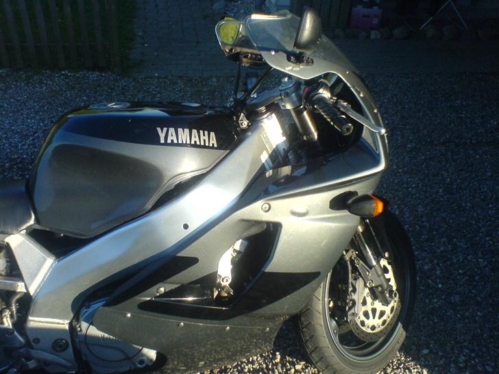 Yamaha Yzf 750 R billede 6