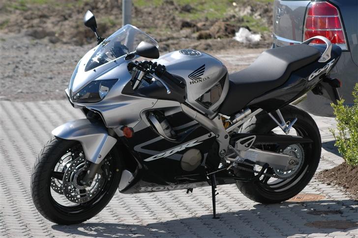 Honda CBR600F *solgt* billede 16