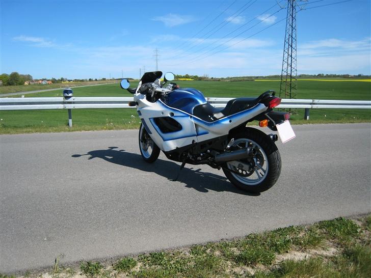 Suzuki GSX 600F ( Solgt ) billede 9