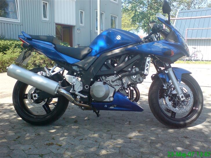 Suzuki sv1000sk7 billede 4