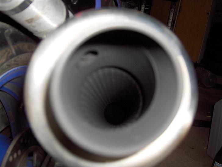 Suzuki GSXR 750 RW - Hullet til en grillet kylling billede 4