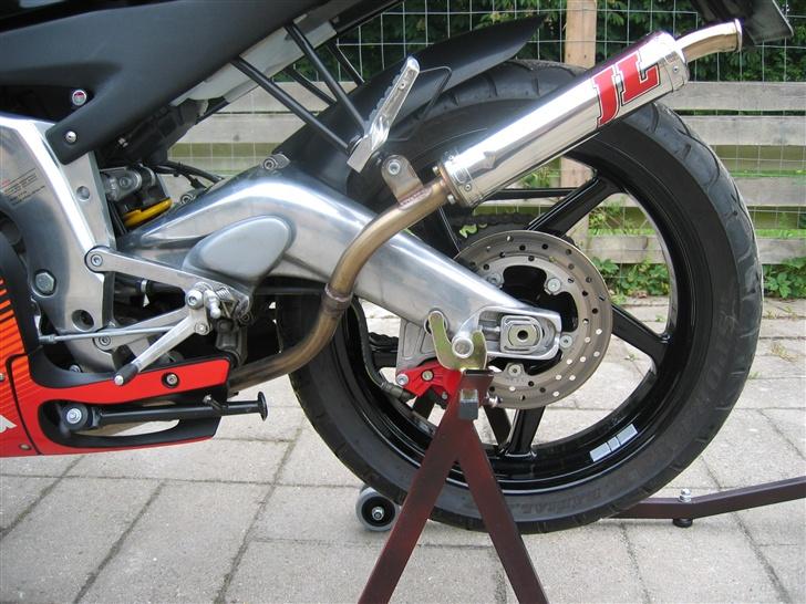 Aprilia RS 125 - SOLGT - - Maj ´07 billede 9