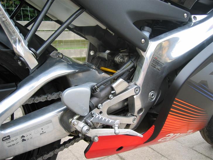 Aprilia RS 125 - SOLGT - - Maj ´07 billede 10