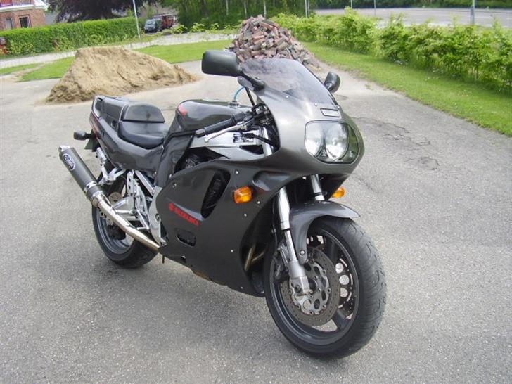 Suzuki gsx R 750 SOLGT billede 8