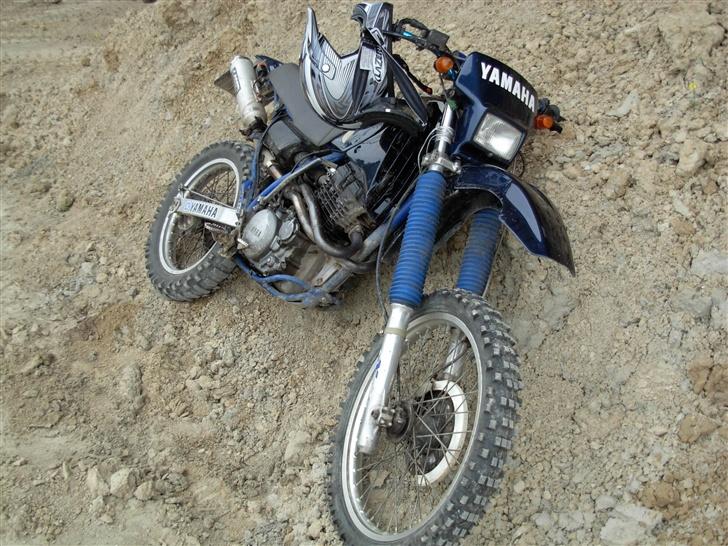 Yamaha tt 350 Solgt - ja ja der er købt nyt støtteben :P billede 2