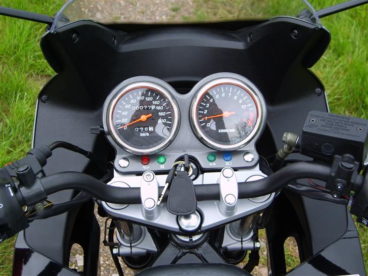 Suzuki GS 500 FK7 billede 6