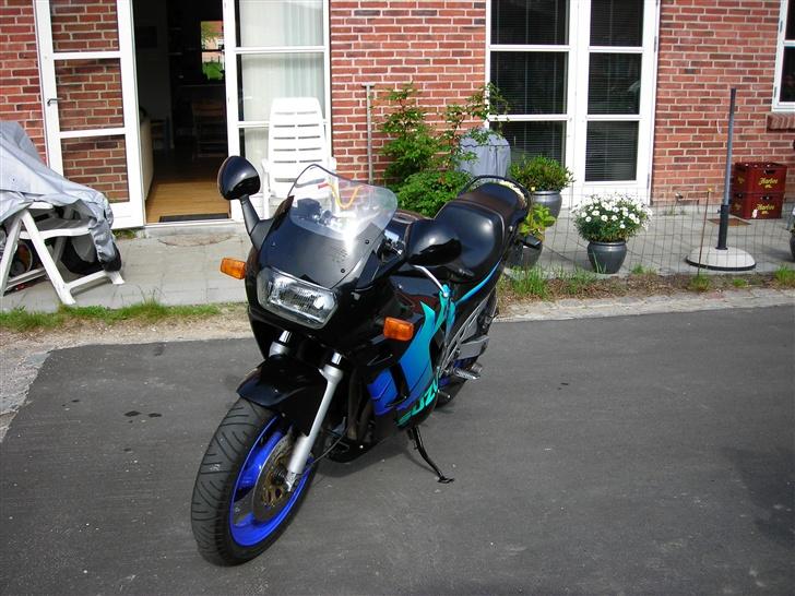 Suzuki GSX 600 F billede 2