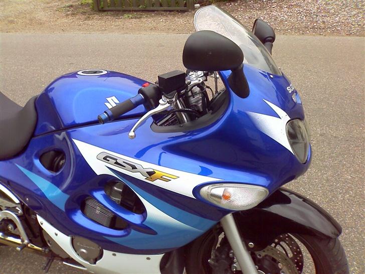 Suzuki GSX 600 F billede 15
