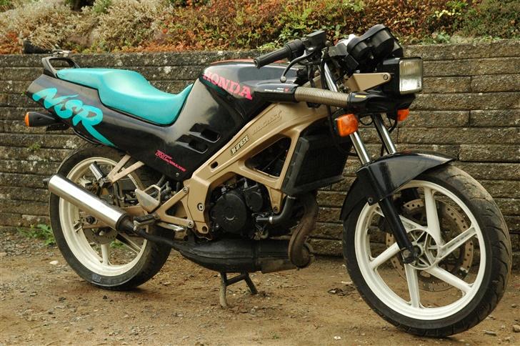 Honda NSR 125F - Cyklen som den stå lige nu... billede 1