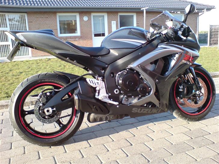 Suzuki GSX-R  750 K7 billede 3