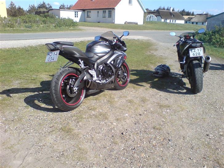 Suzuki GSX-R  750 K7 billede 8