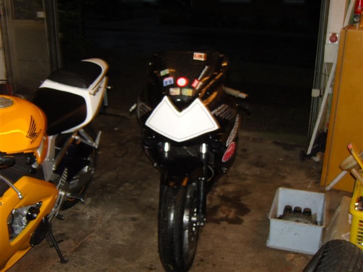 Triumph TT 600 BANEGED billede 7