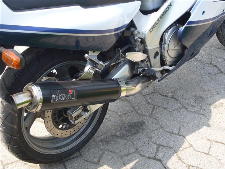 Yamaha FZR 1000 ( solgt ) billede 7