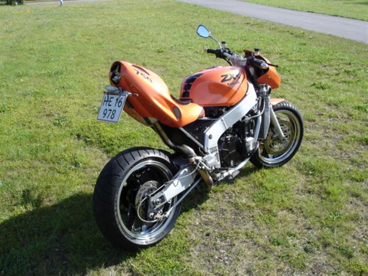 Kawasaki zxr 750 "Streetfighter" billede 5