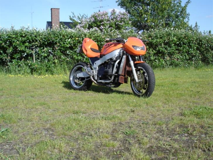 Kawasaki zxr 750 "Streetfighter" billede 6