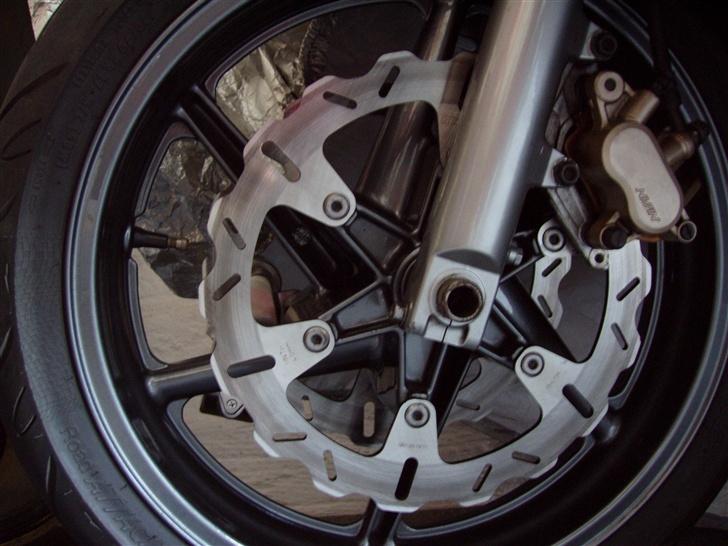 Honda VFR 750 F billede 16