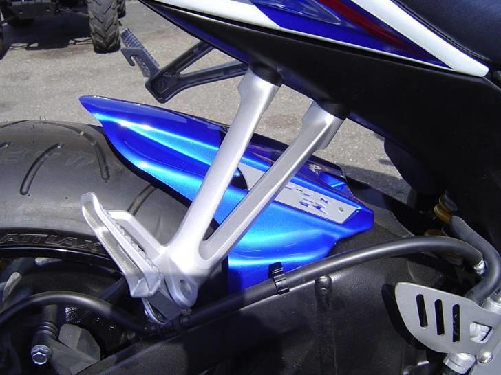 Suzuki GSX 750 R (solgt) - Kommende Puig hugger billede 14