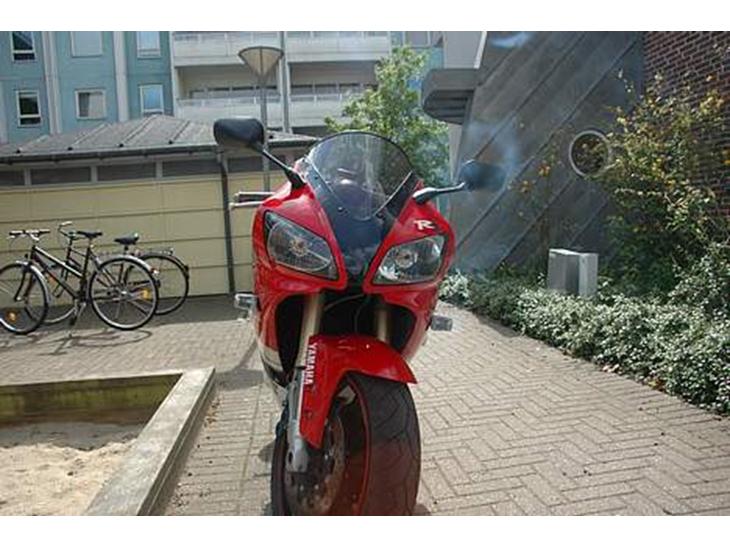 Yamaha Yzf R1 SOLGT billede 1