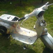Vespa primera ET3