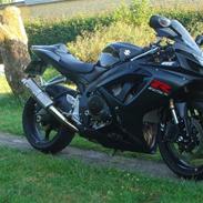 Suzuki gsxr 600 k7