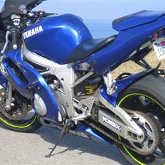 Yamaha YZF R-6