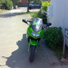 Kawasaki Er-6R
