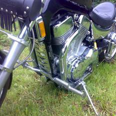 Suzuki intruder vs 1400