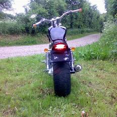 Suzuki intruder vs 1400