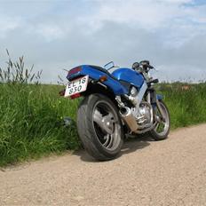 Honda BROS NT650 (RC31) 