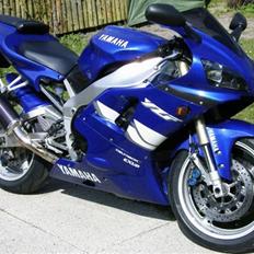 Yamaha YZF R1 +R.I.P.+