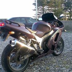 Kawasaki ZX9R    ---Solgt---