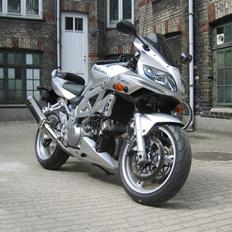 Suzuki SV1000S (SOLGT)