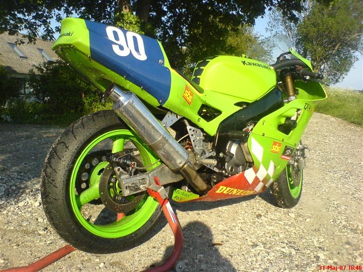 Kawasaki zxr 400 billede 2