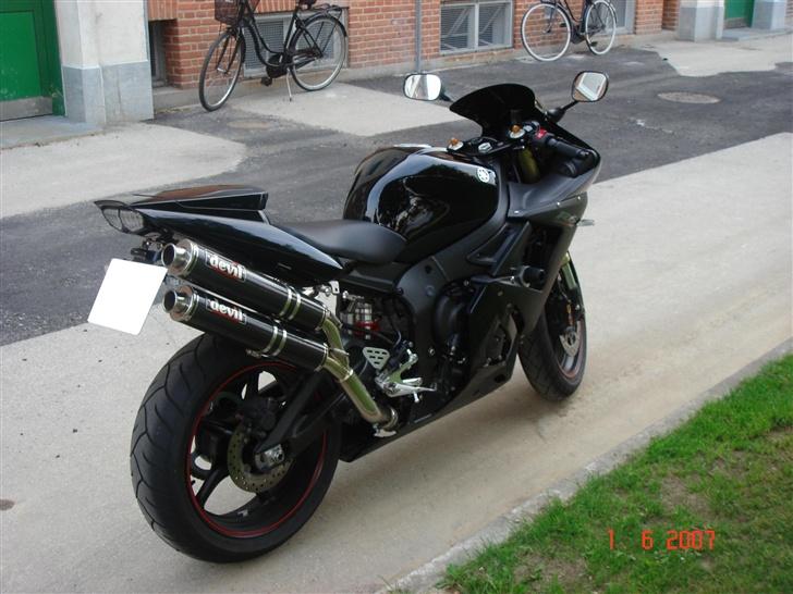 Yamaha YZF R6 billede 13