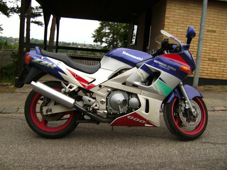 Kawasaki ZZR 600 billede 8