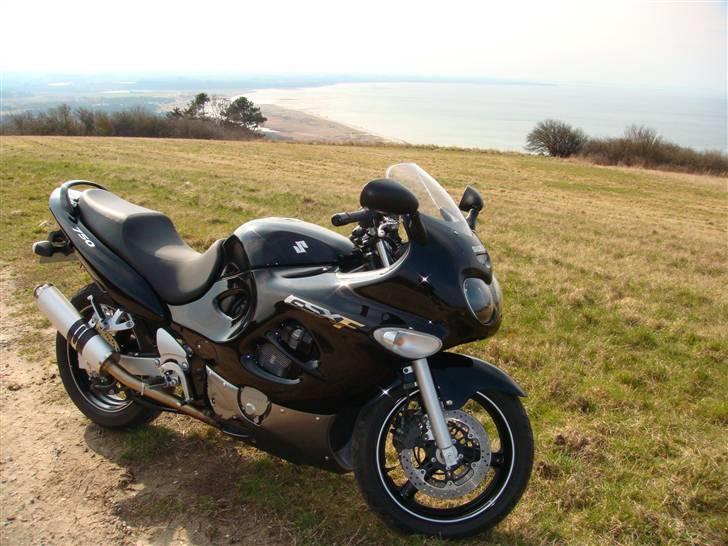 Suzuki gsx 750 f(solgt) - solen kom også frem billede 6