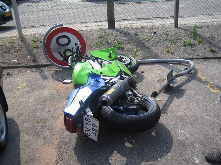 Kawasaki zxr 750 *DØD* billede 4