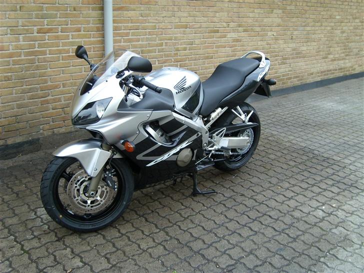 Honda CBR 600F billede 10