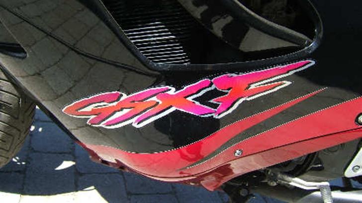 Suzuki GSX600F SOLGT - gsx F ikke R altså = billig forskiring billede 5